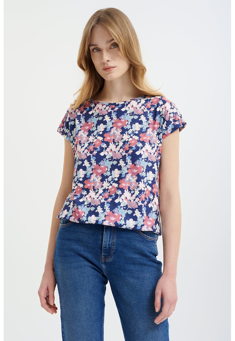 Tricou cu decolteu la baza gatului si imprimeu