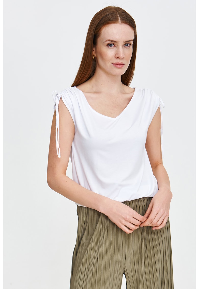 Tricou uni cu decolteu in V