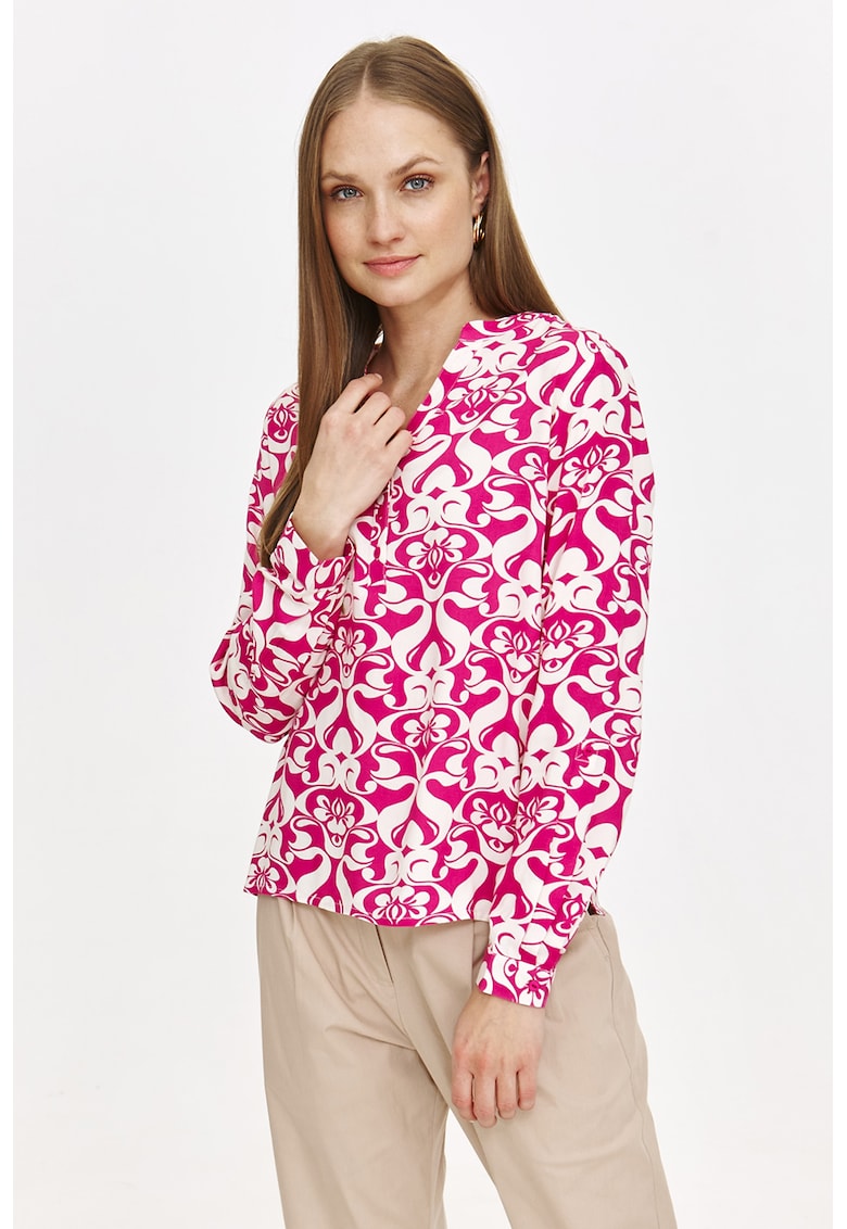 Bluza cu model si decolteu in V