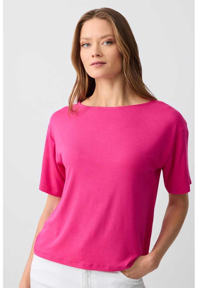 Tricou din amestec de modal cu decolteu barcuta