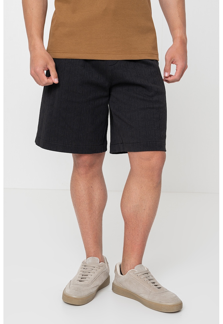 Pantaloni sucrti texturati cu snur