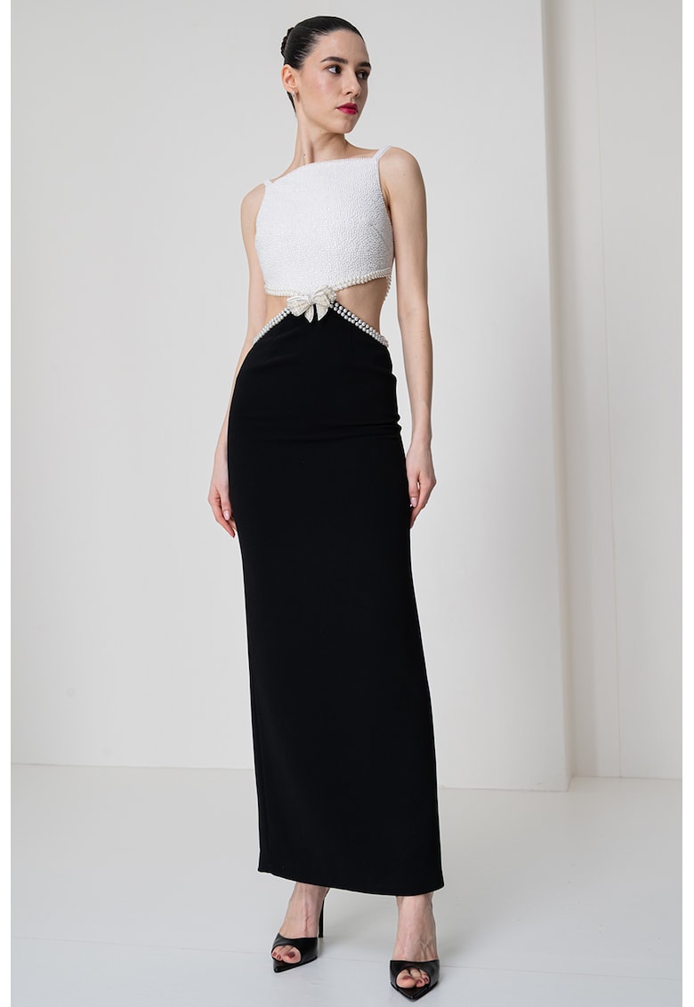 Rochie lunga cu decupaj