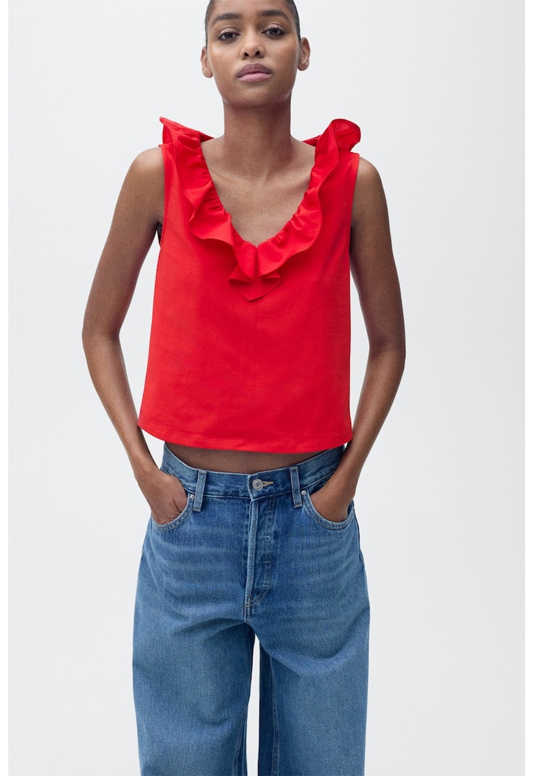 Top crop cu decolteu in V si insertii cu volane