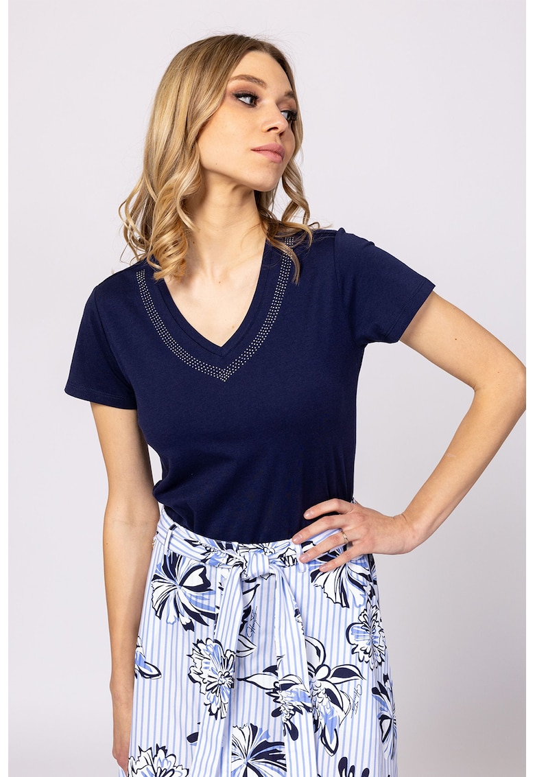 Tricou cu decolteu in V si strasuri Milgarita