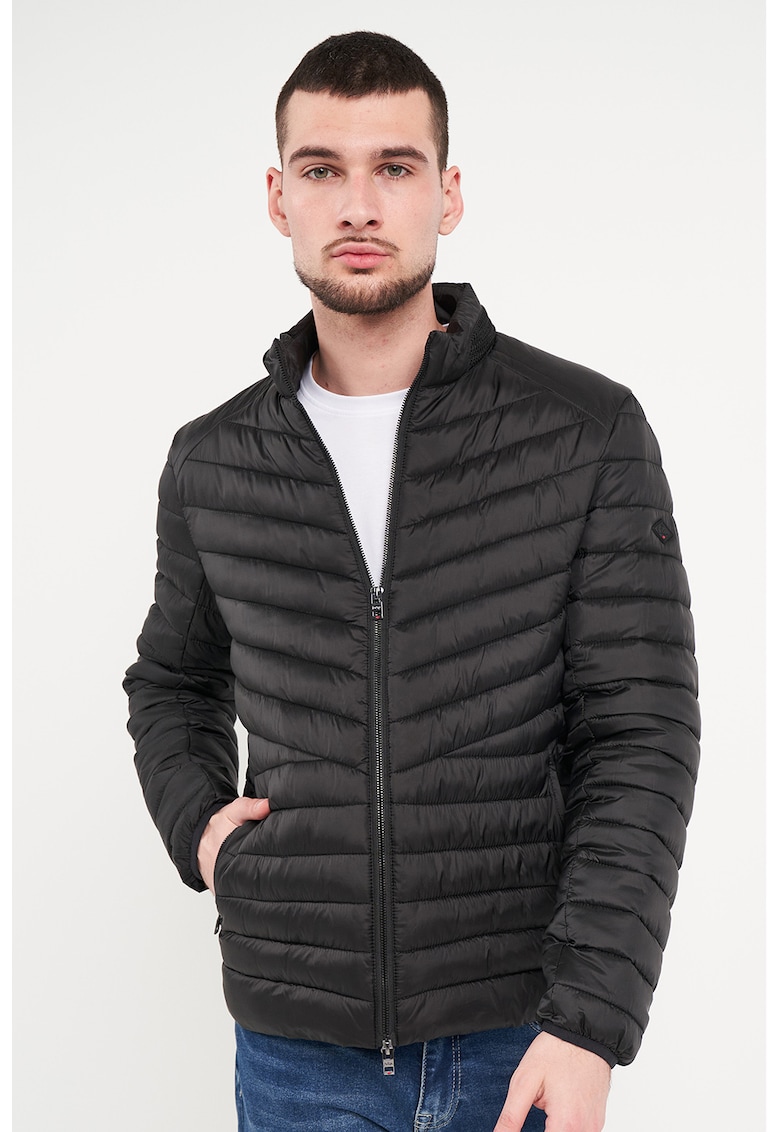 Geaca cu vatelina si guler scurt - Negru