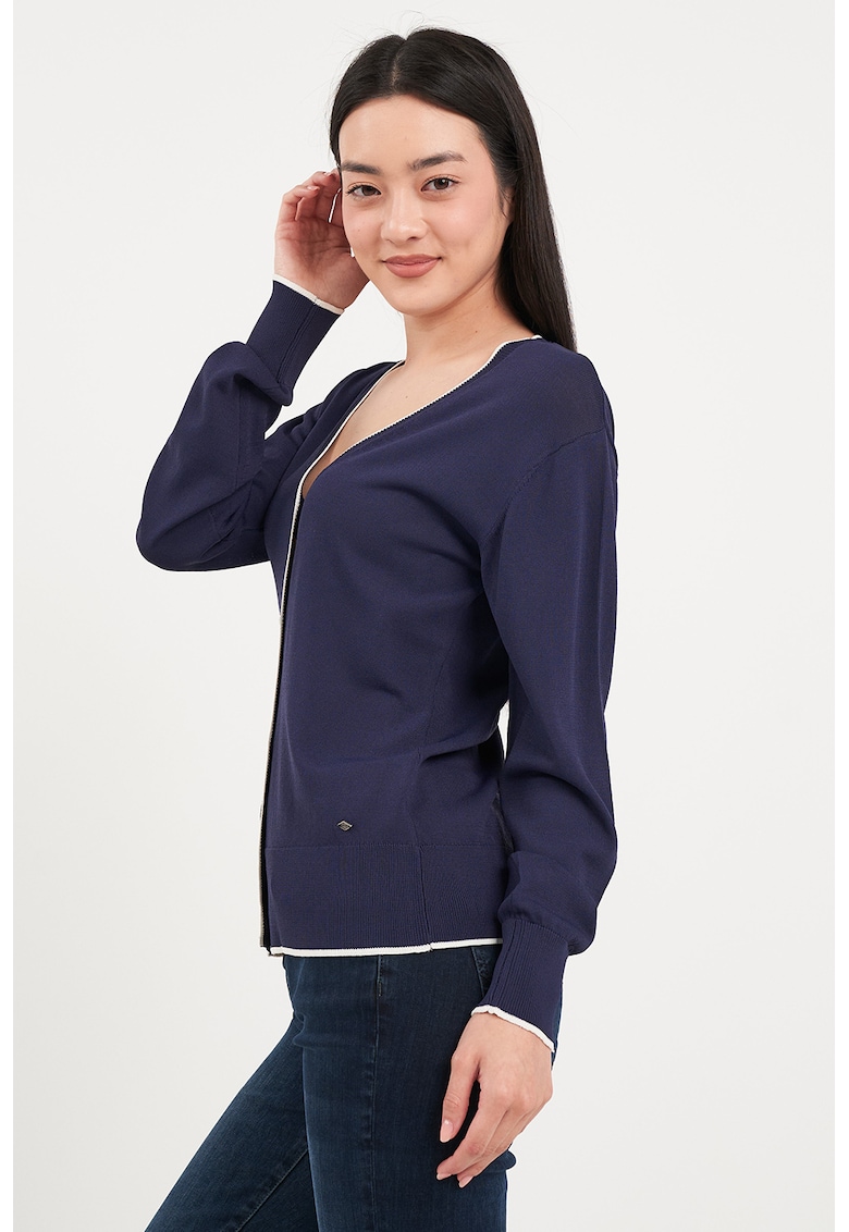 Cardigan cu decolteu in V