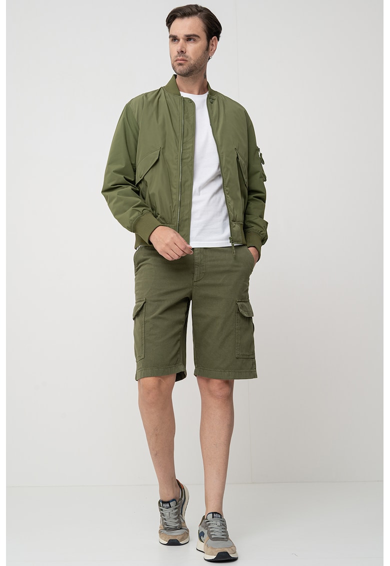 Jacheta cu fermoar si buzunare