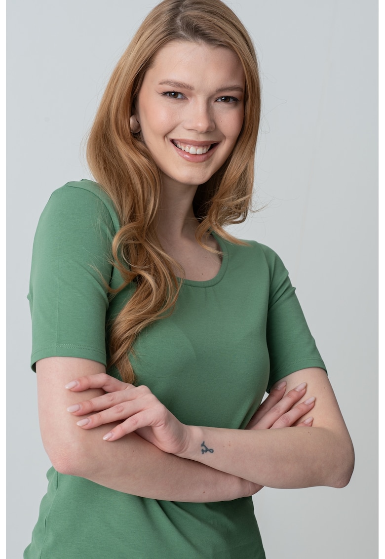 Bluza reversibila cu maneci scurte si decolteu barcuta