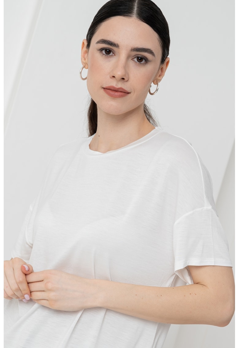 Tricou reguler fit cu decolteu la baza gatului