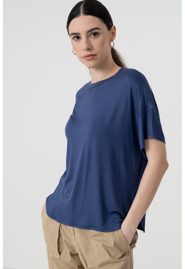 Tricou reguler fit cu decolteu la baza gatului - Albastru indigo