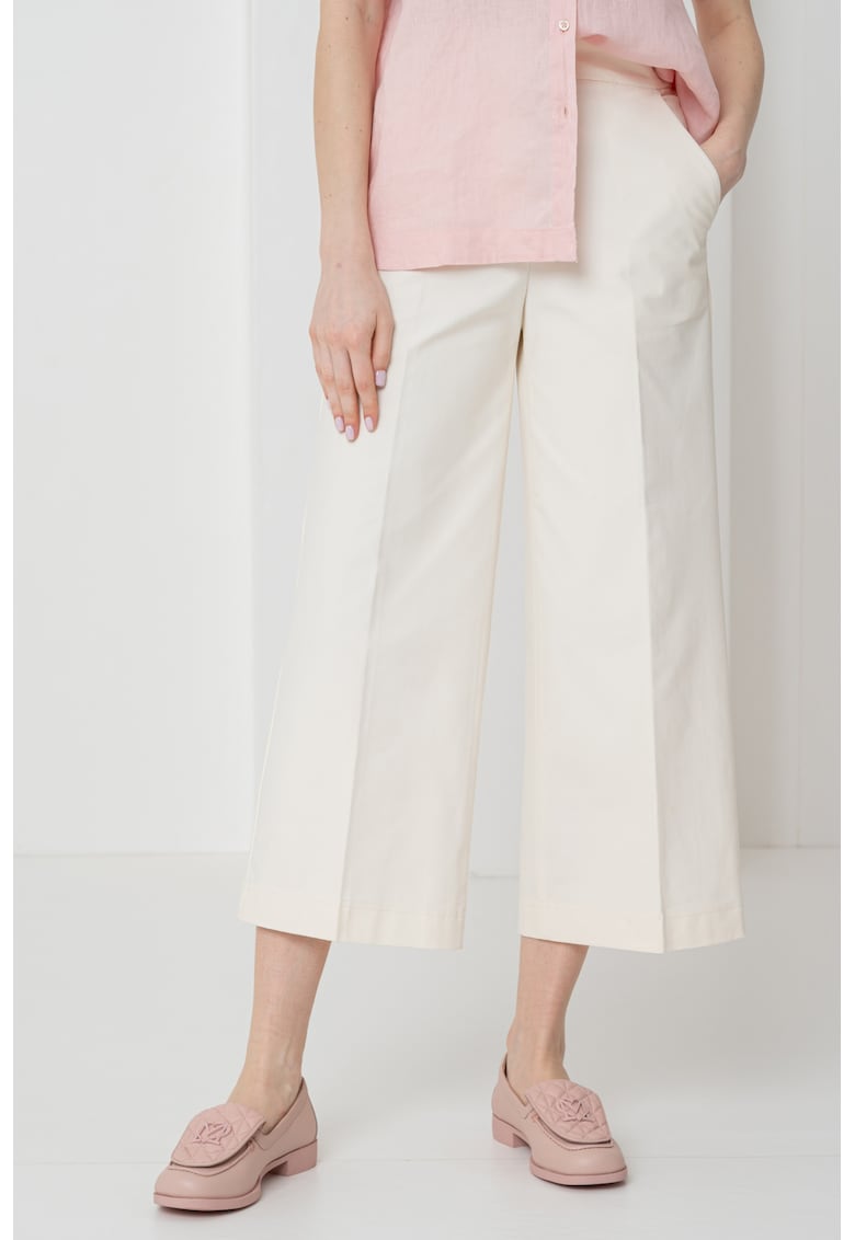 Pantaloni crop cu buzunare