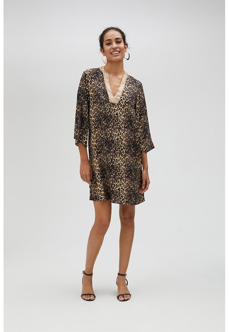 Rochie cu decolteu in V si animal print