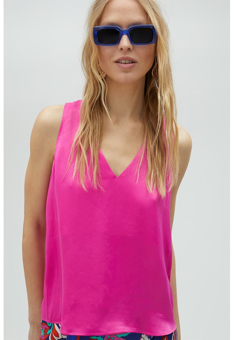 Top uni cu decolteu in V