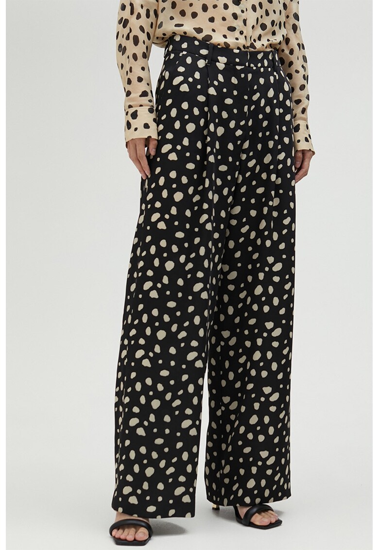 Pantaloni ampli cu imprimeu Pantaloni ampli cu imprimeu