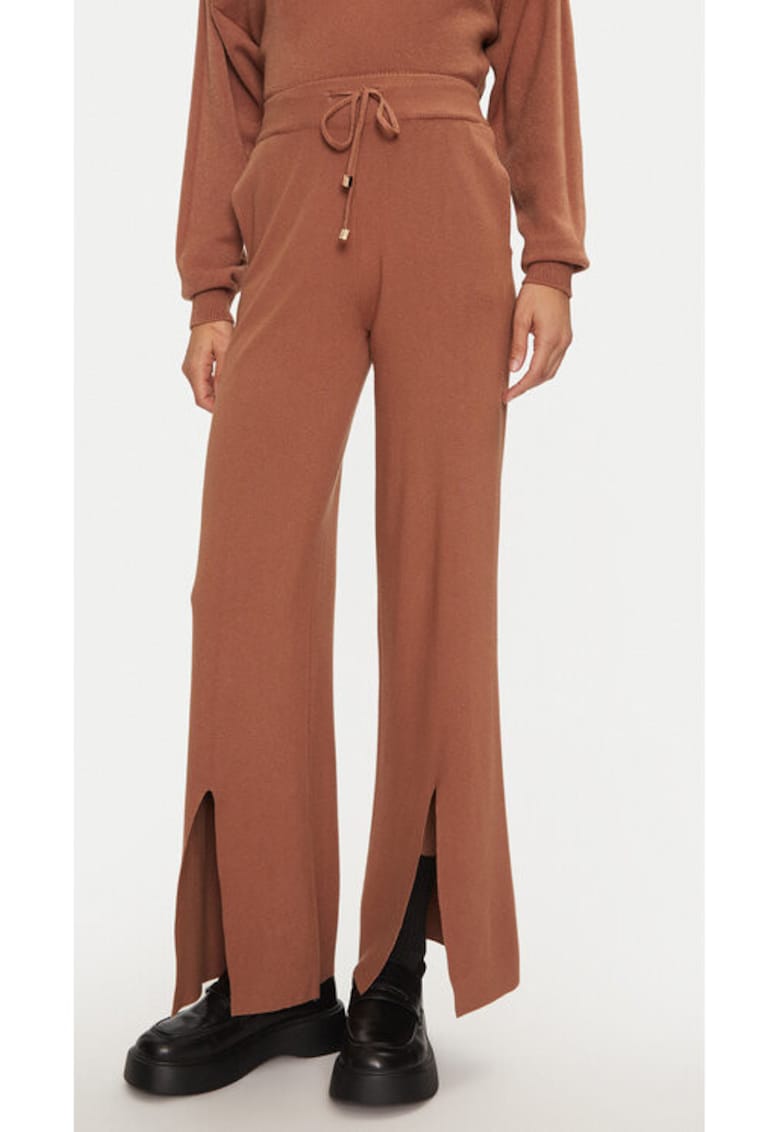 Pantaloni dama - 304450105 - Viscoza/Poliester - S INTL - Maro Pantaloni dama - 304450105 - Viscoza/Poliester - S INTL - Maro