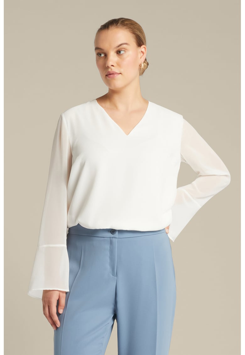 Bluza cu decolteu in V Bluza cu decolteu in V