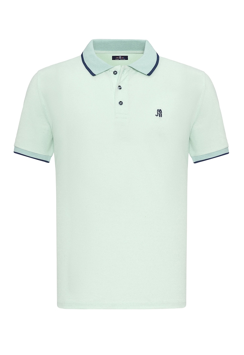 Tricou polo cu logo brodat discret