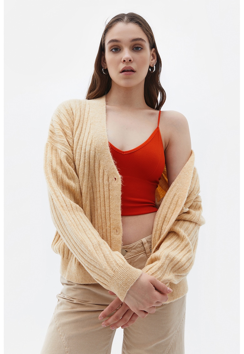 Top crop cu bretele inguste Top crop cu bretele inguste