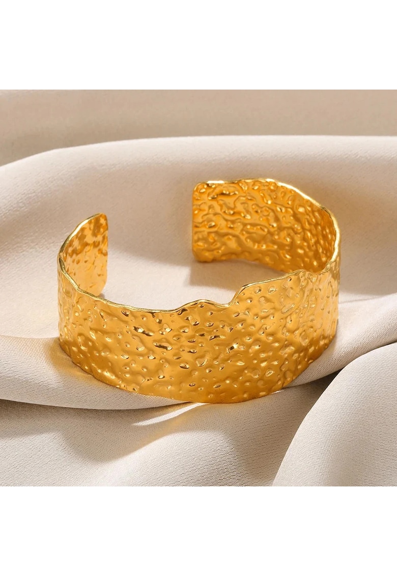 Bratara aurie - din otel inoxidabil - suflata cu aur 18k - forma neregulata - texturata - Joella C6 Bratara aurie - din otel inoxidabil - suflata cu aur 18k - forma neregulata - texturata - Joella C6