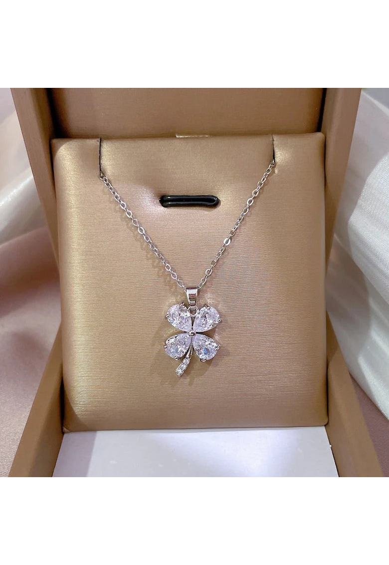 Colier argintiu - din otel inoxidabil - suflat cu aur 18k - cu trifoi si pietre din zirconiu - Hilda C3