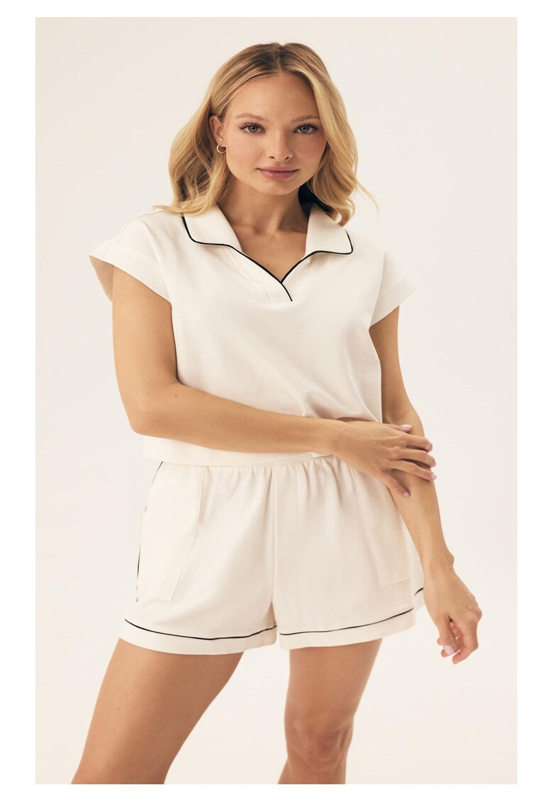 Costum dama Remi Alb crem - Crem