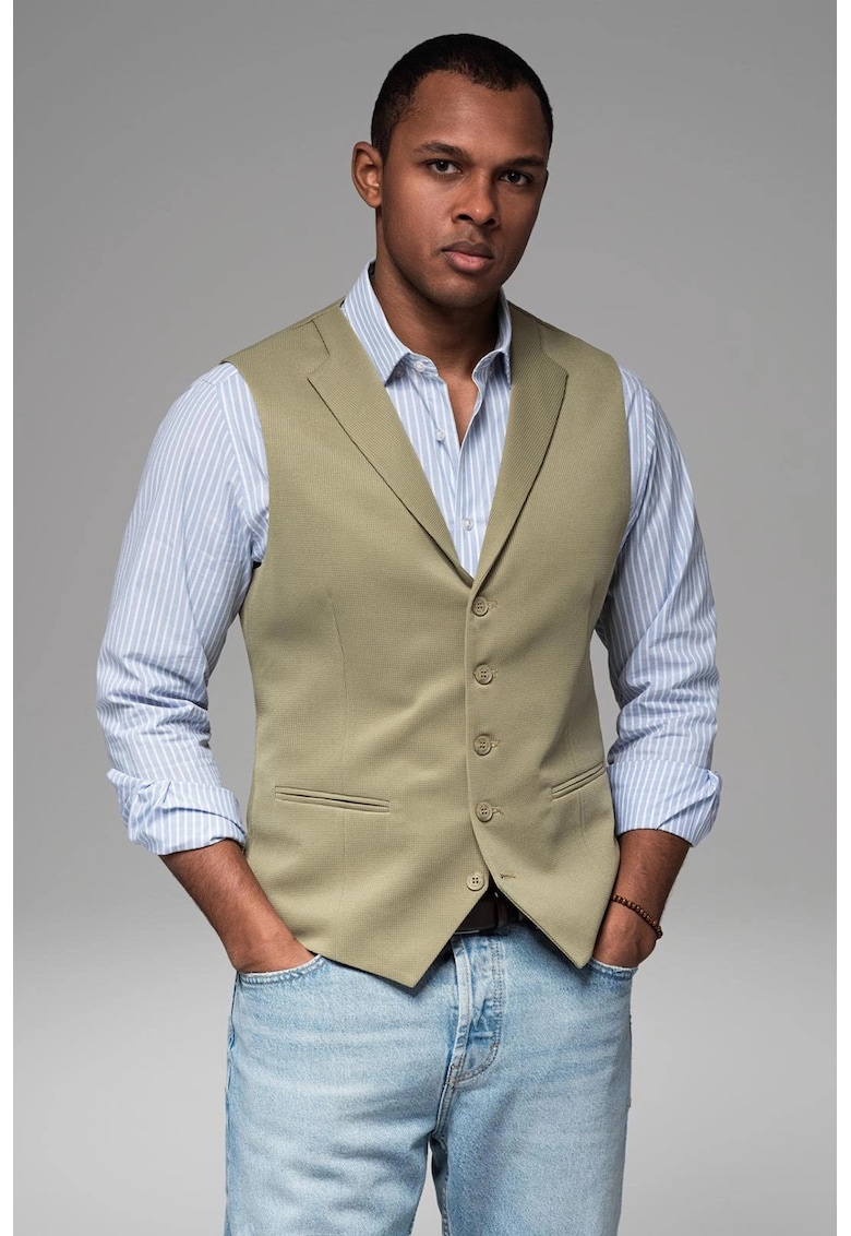 Vesta cu nasturi si decolteu in V Vesta cu nasturi si decolteu in V