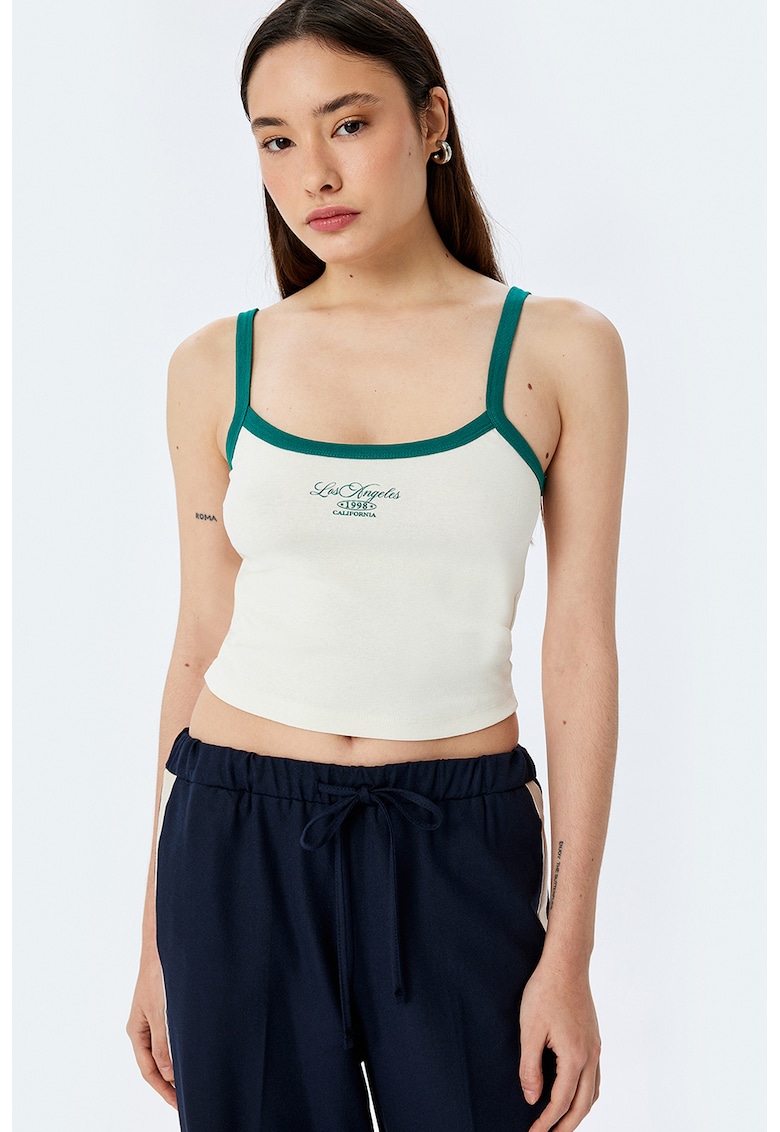 Top crop cu decolteu patrat