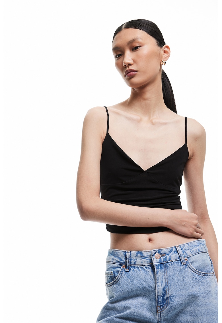Top crop cu decolteu in V - Negru