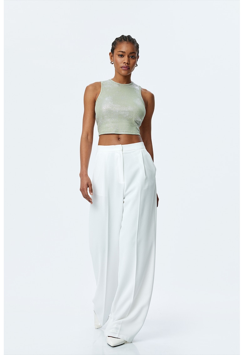 Top crop cu aspect stralucitor