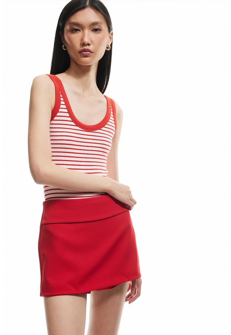 Top-body cu dungi si decolteu drapat