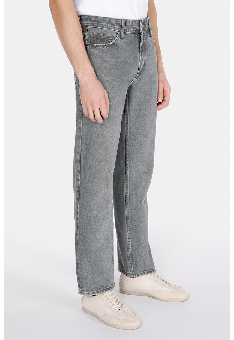Blugi cu croiala dreapta si talie joasa