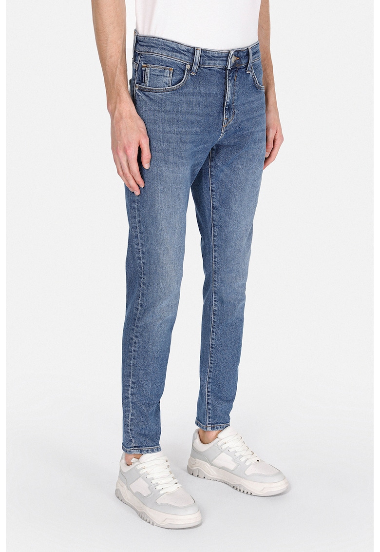 Blugi crop cu croiala slim-fit