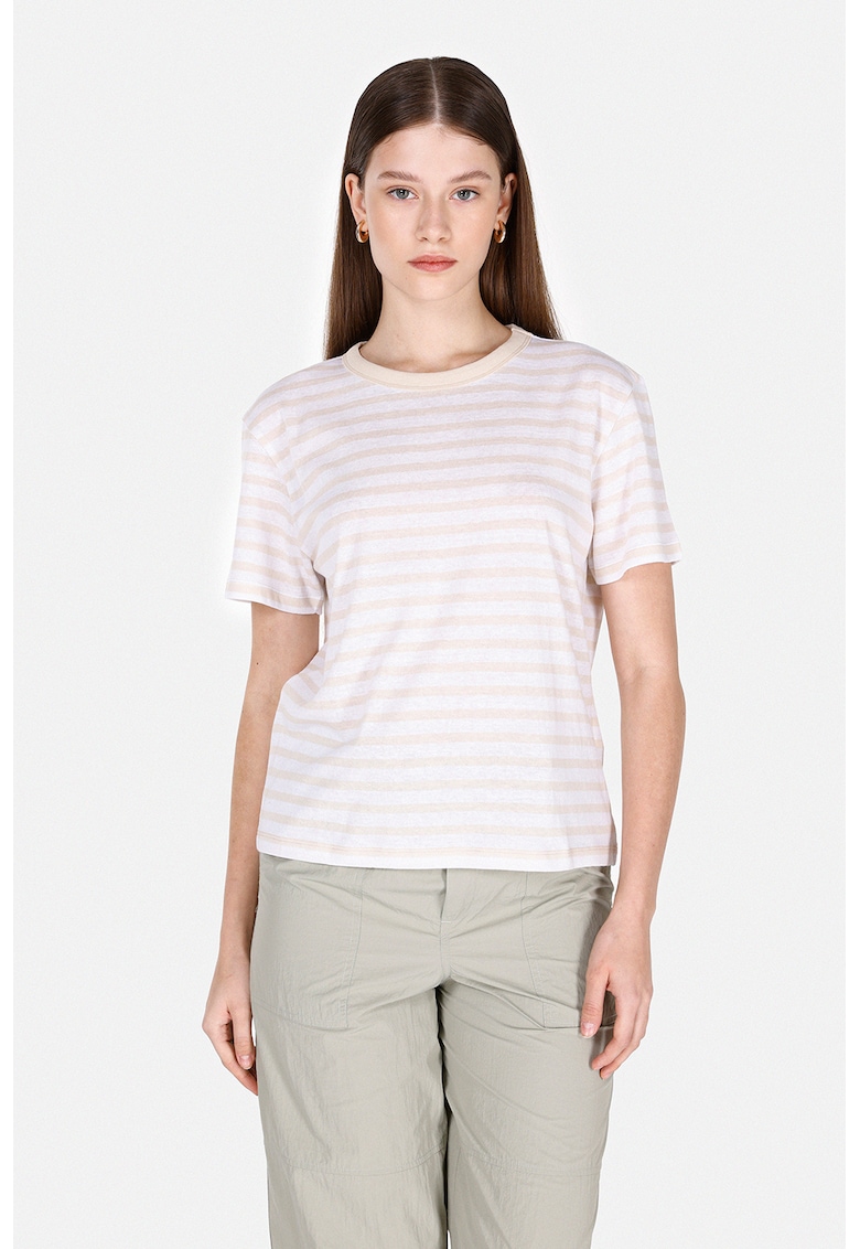 Tricou cu decolteu la baza gatului si model in dungi