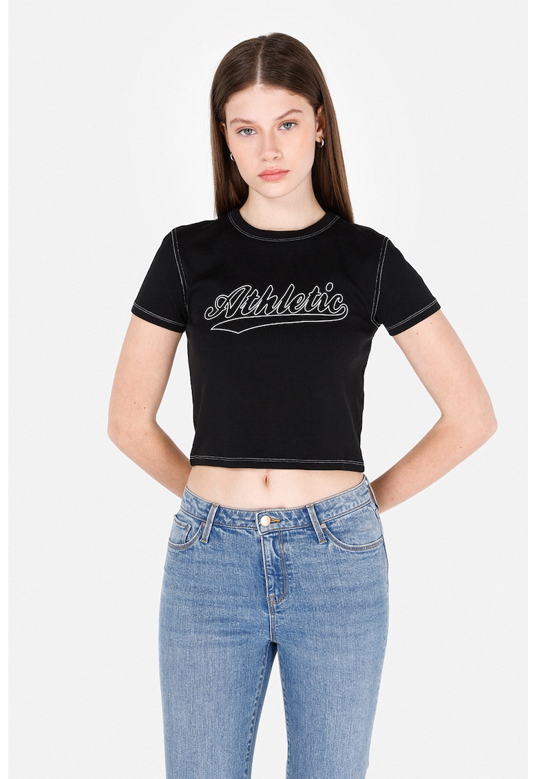 Tricou crop cu imprimeu text - Alb/Negru stins