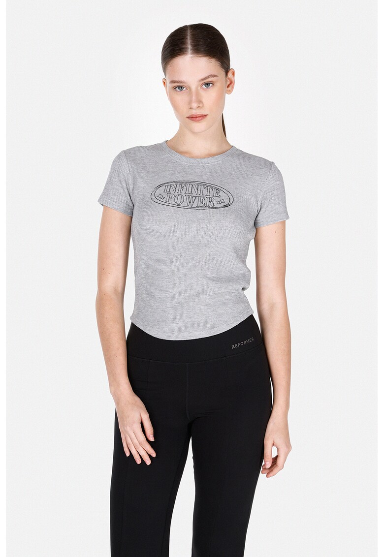 Tricou cu decolteu la baza gatului si imprimeu grafic - Gri cenusiu