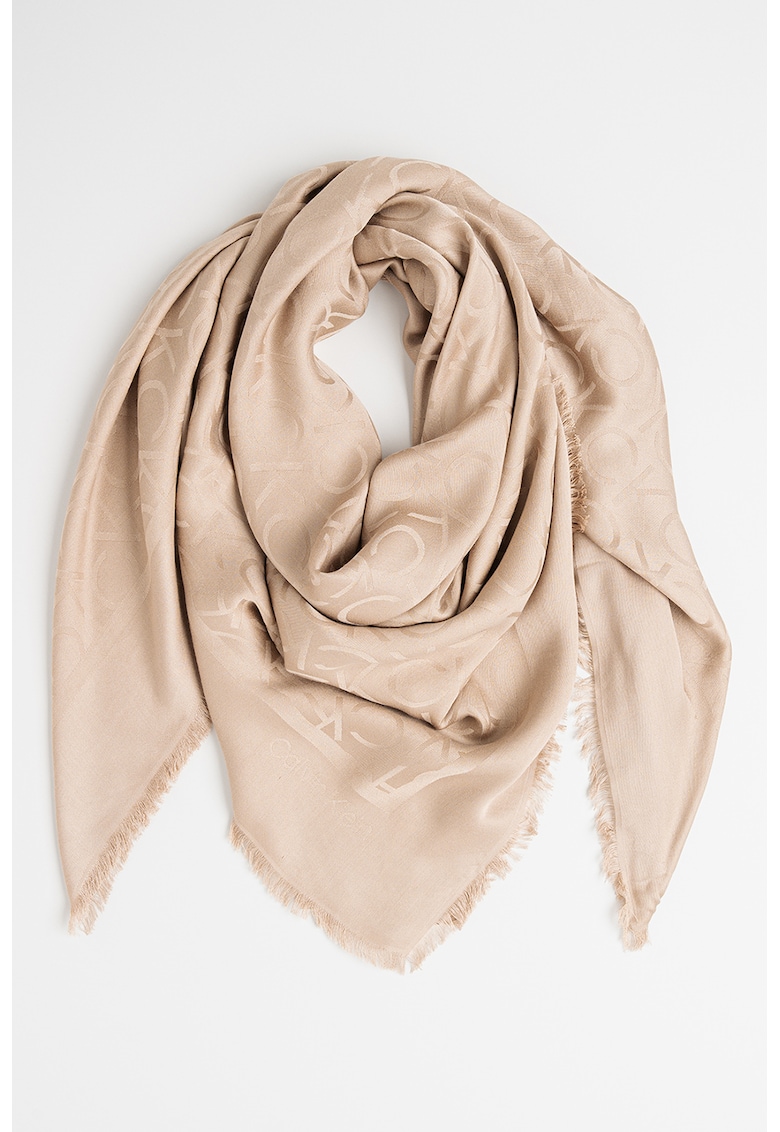 Esarfa din modal cu terminatii franjurate