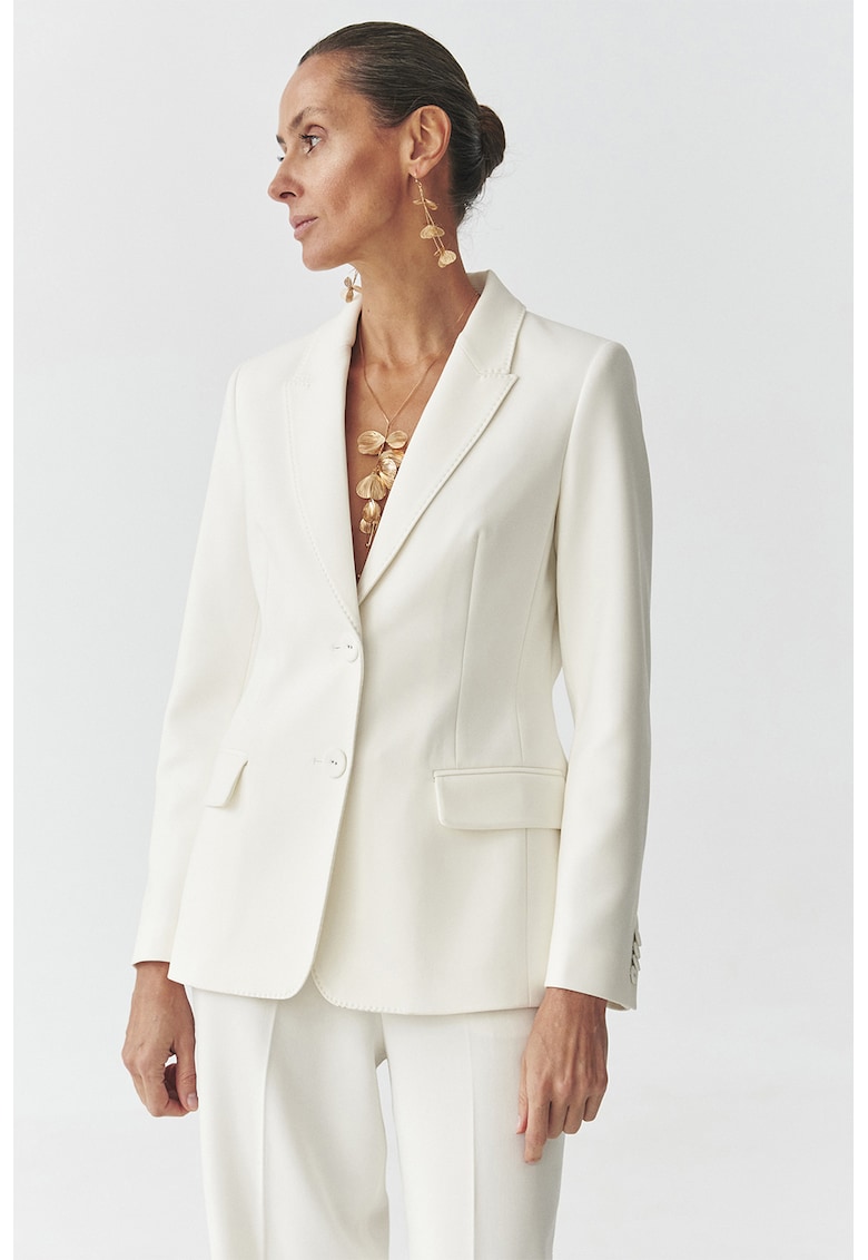 Sacou cu revere decupate