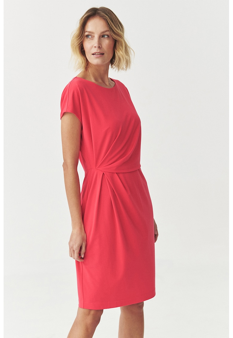 Rochie evazata cu decolteu rotund