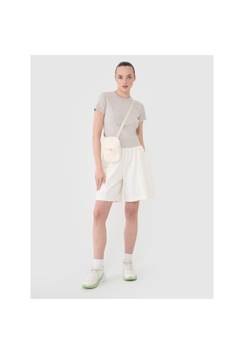 Pantaloni scurti pentru femei alb - bumbac 80% - croiala obisnuita