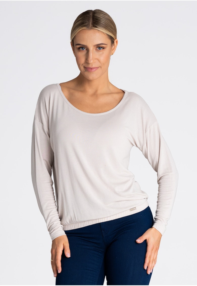 Bluza dama M981 - bej - 94% vascoza - 6% elastan - croiala simpla - maneci lungi