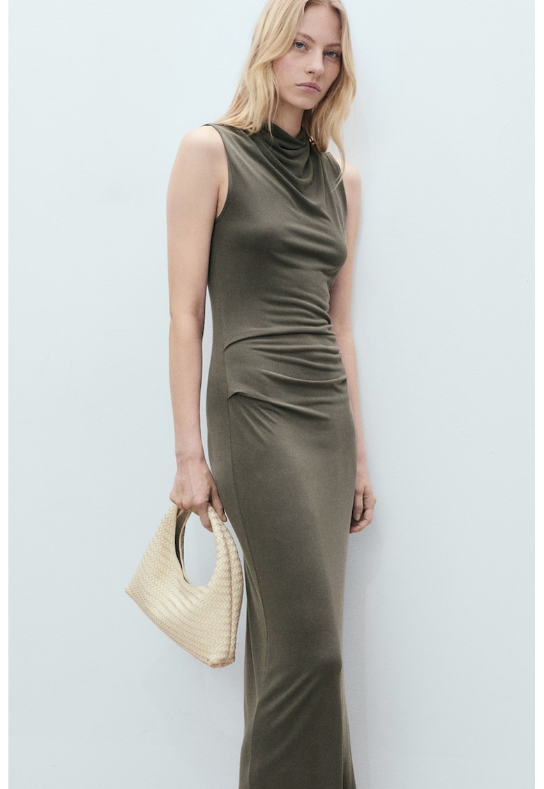 Rochie cambrata din amestec de modal cu decolteu drapat