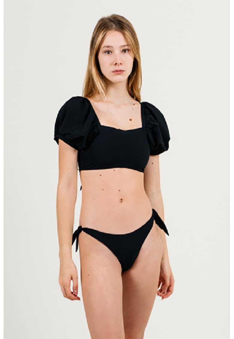 Costum de baie din doua piele cu maneci bufante