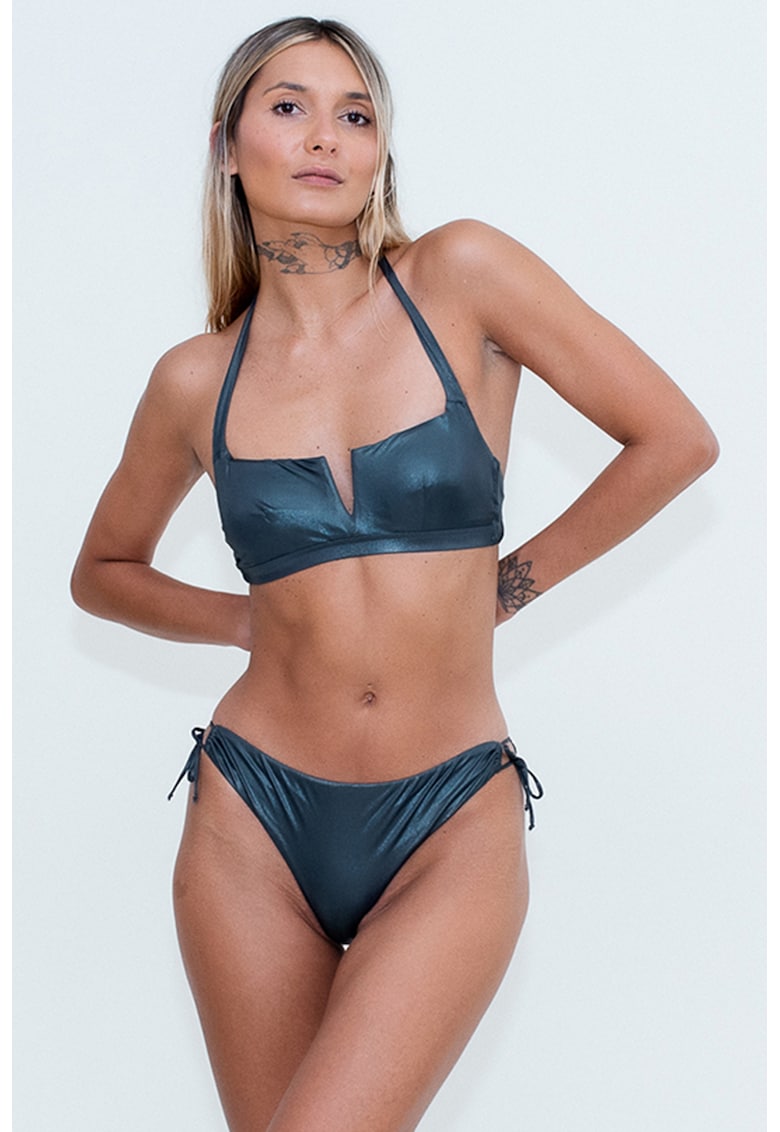 Costum de baie din doua piese cu detaliu in V Costum de baie din doua piese cu detaliu in V