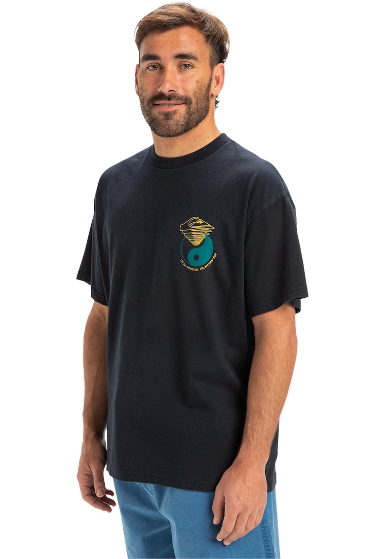 Tricou lejer cu model grafic pe spate