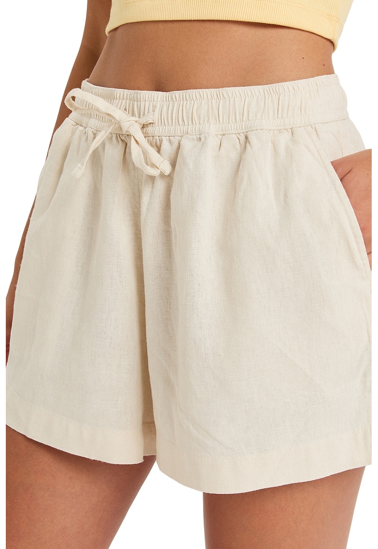 Pantaloni scurti uni de plaja din amestec de in - Alb fildes
