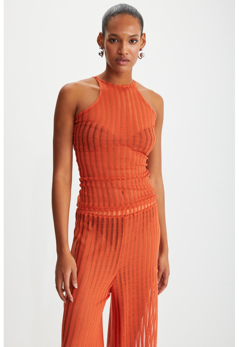 Top cu decolteu halter si model in dungi Anemone