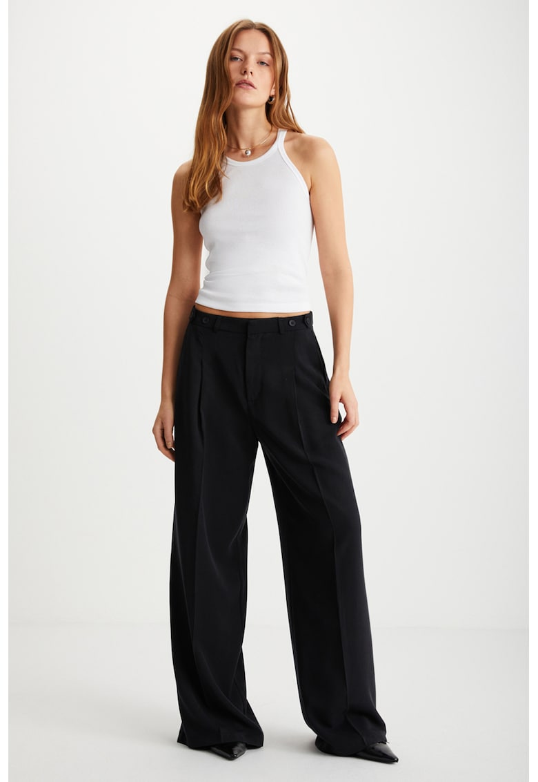 Top cambrat din bumbac