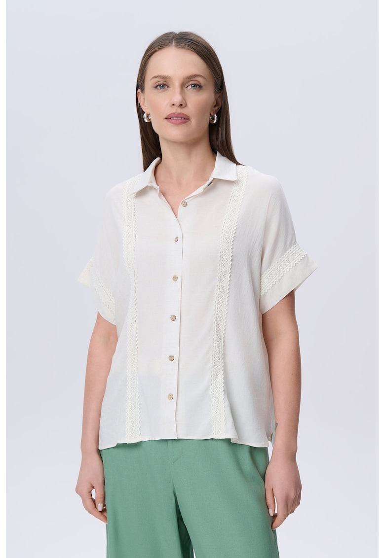 Camasa cu maneci scurte si detalii brodate