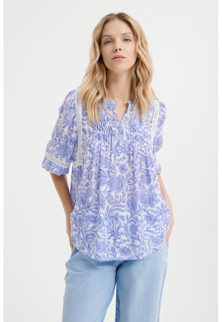 Bluza lejera cu model floral