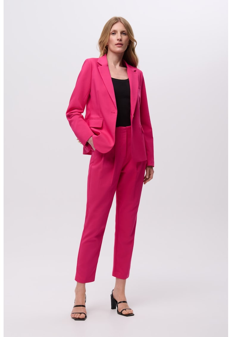 Pantaloni crop cu croiala evazata